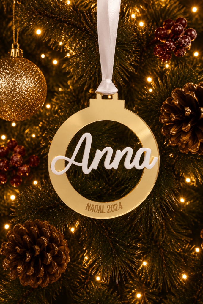 Bola de Navidad metacrilato con nombre